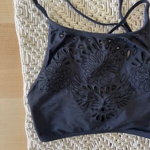 Billabong high neck black top